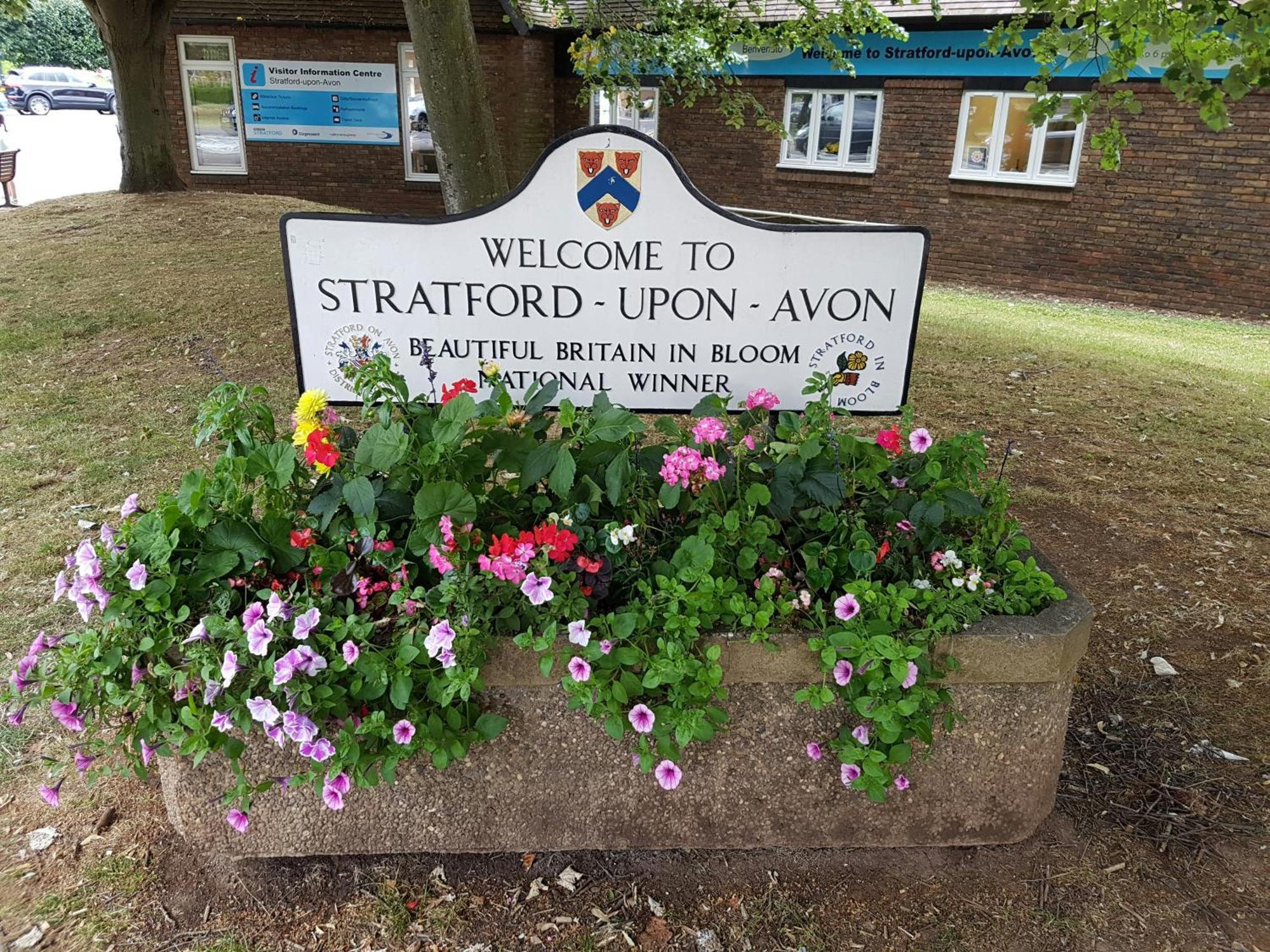 Stratford Upon Avon: 2 Bed Town Centre Apartment, Parking For One Car Экстерьер фото