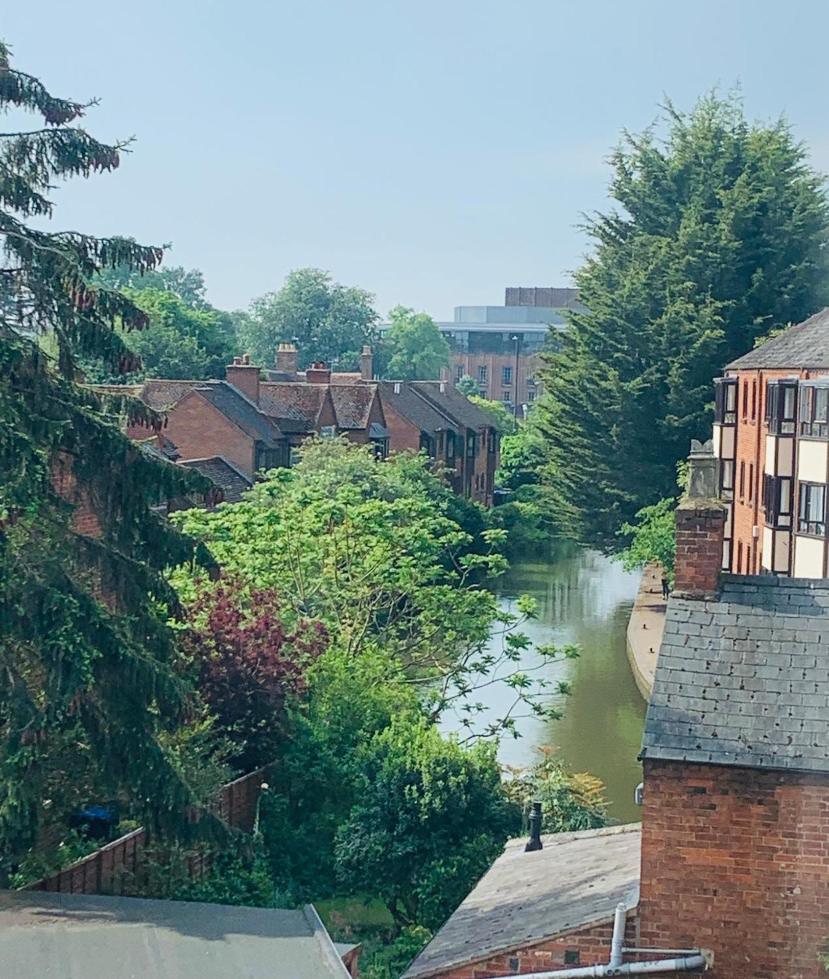 Stratford Upon Avon: 2 Bed Town Centre Apartment, Parking For One Car Экстерьер фото